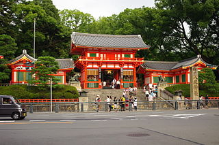 八坂神社の西楼門