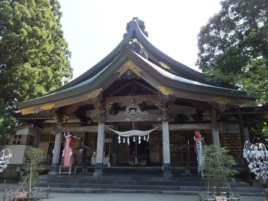 太平山三吉神社の境内