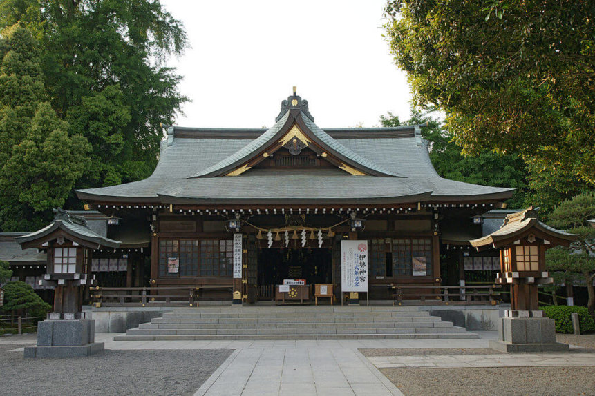 出水神社の拝殿